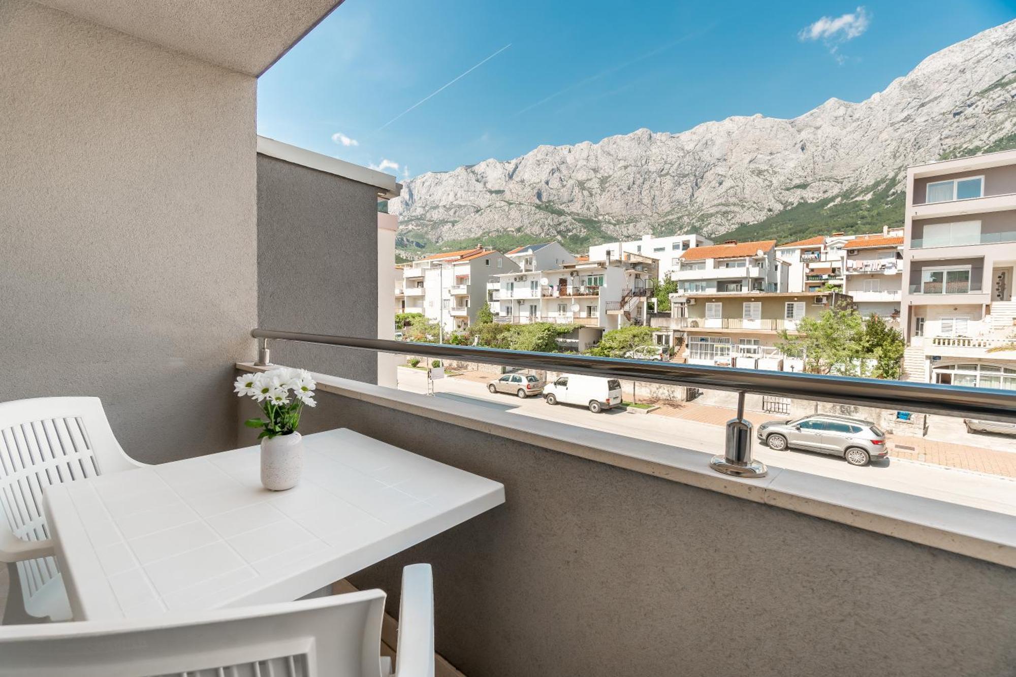 Apartments And Rooms Vuleta, Close To The Beach Makarska Habitación foto