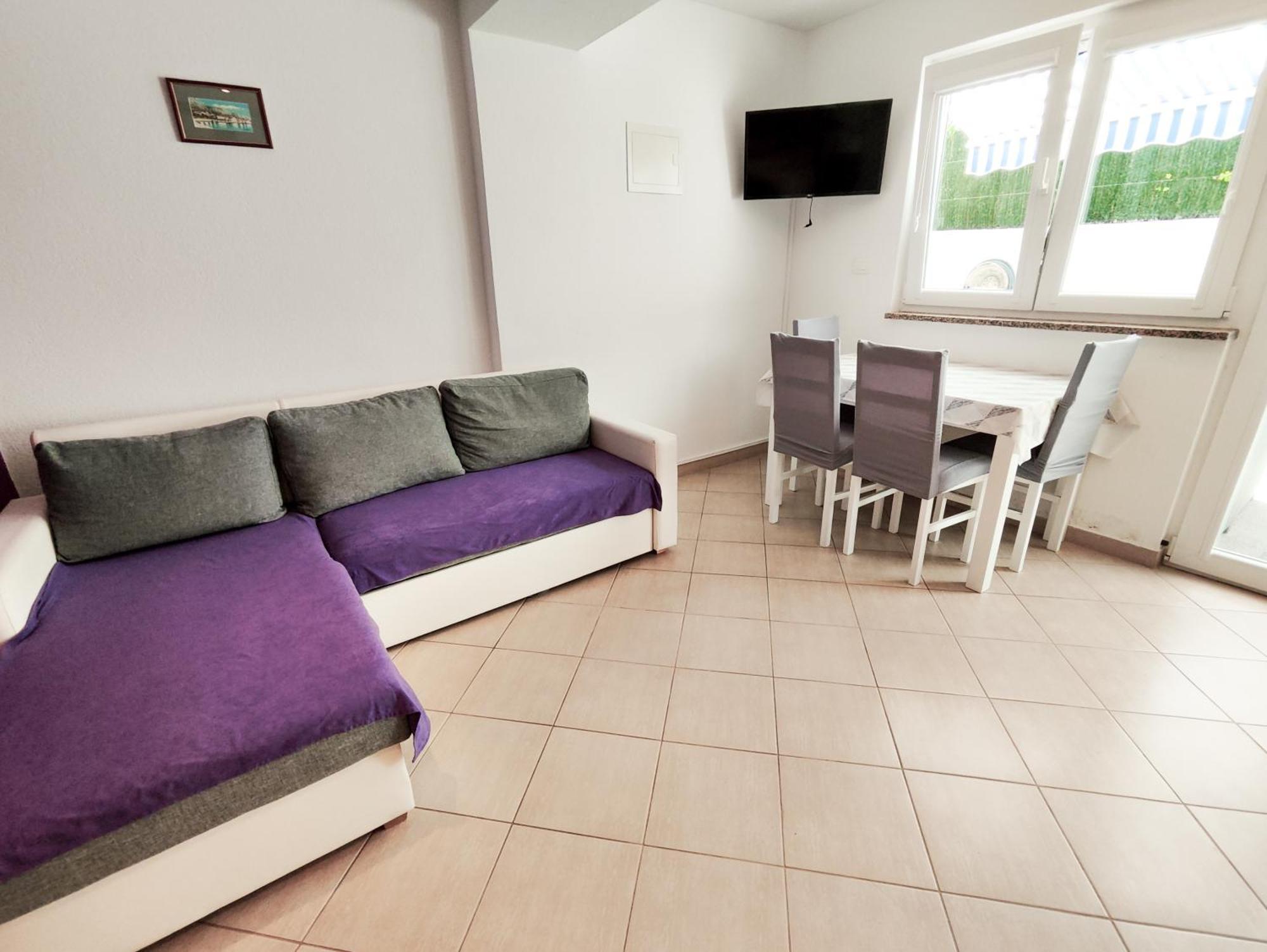 Apartments And Rooms Vuleta, Close To The Beach Makarska Habitación foto